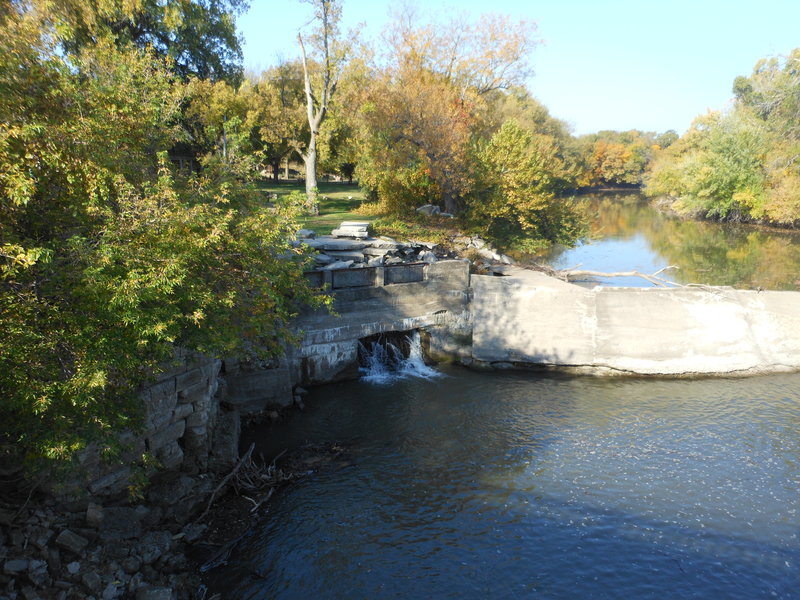 This is the spillway, taking care of the overflow.