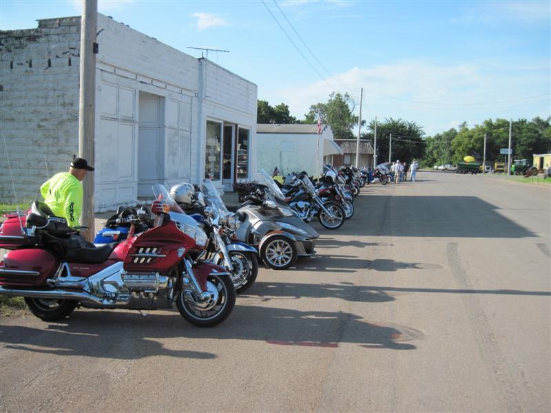 ROMEOS081016 001 (Medium).jpg