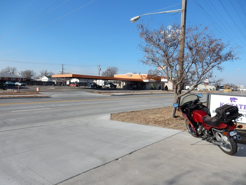 This A&amp;W still sports the "Drive up Service" awning. Remember the ice cold frosty mugs of REAL rootbeer on the aluminum tray hanging on the windshield of your Honda GoldWing -- or was that a 56 Ford?
