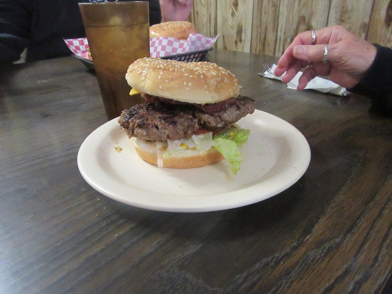 NOW THAT'S A BURGER!!!