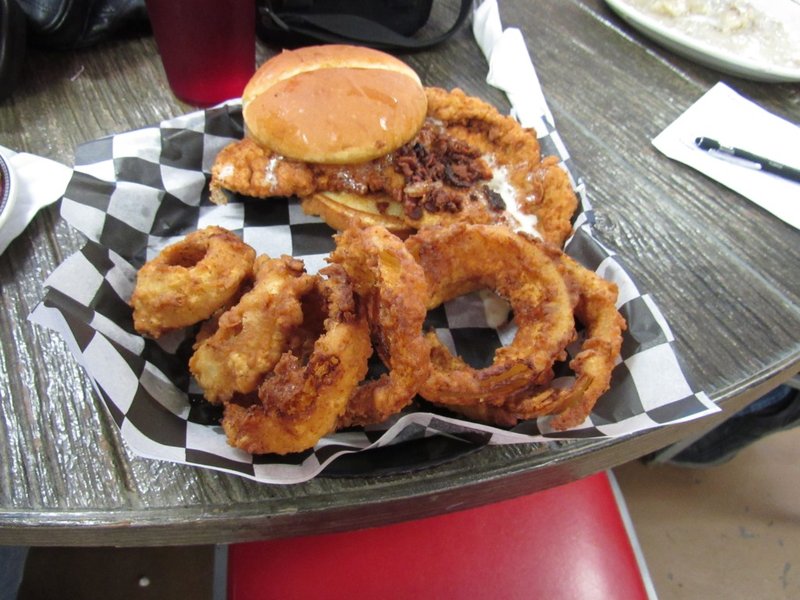 04-09-19 Romeos 035.JPG