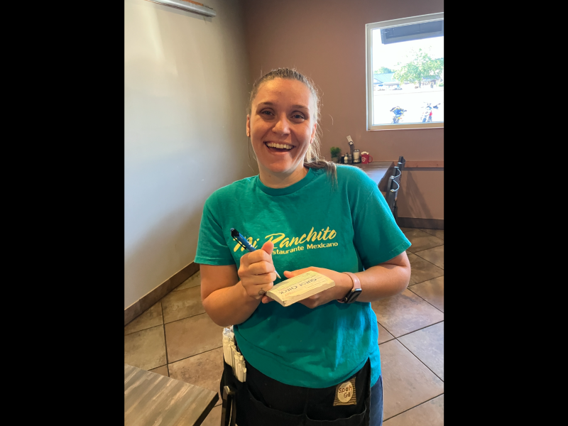 Service with a beautiful smile !! We will see you again soon Spah Grill.