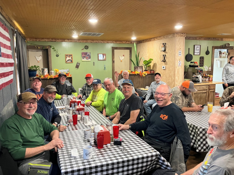 Had 12 riders today. That’s a good number. Neil and Mike sat at the overflow table in the back. Great breakfast today.