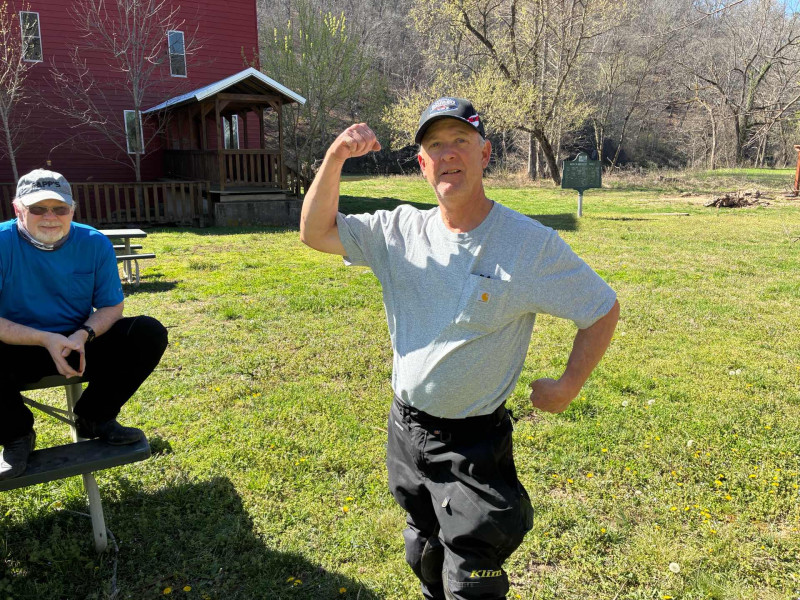 Jeff Smith said he’s been hitting the weights lately. He stood there with that pose for what seemed like 10 minutes. Glenn couldn’t believe it. Actually Jeff was a good sport and posed for me. Great shot Jeff .. and you do look quite buffed.
