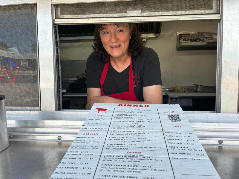 Thank you Teresa and Charles for a wonderful lunch .. and for those tasty complimentary apple pies.